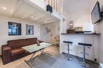 Apartment Carre D Or